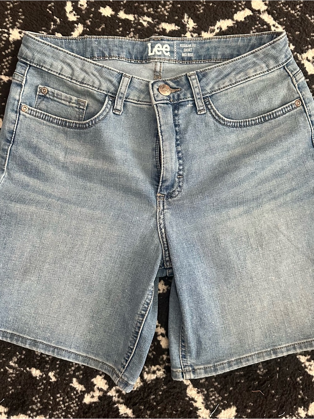 Lee Light Wash Denim Shorts in Faded Blue